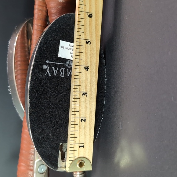 Bombay set of 2 Leather Wrapped/Metal Candle Sconces. - Picture 12 of 13